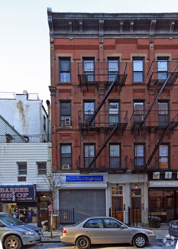 Building Photo - 259 W 18th St