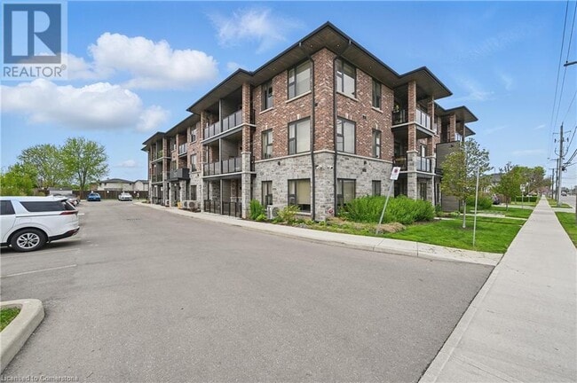 Building Photo - 257 Millen Rd