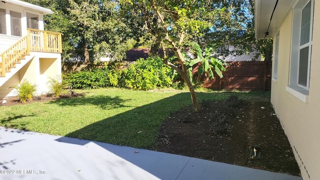 Foto del edificio - 1745 Sheridan St