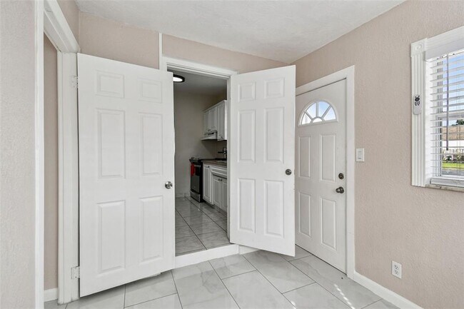 Foto del edificio - 3540 56th Ave N