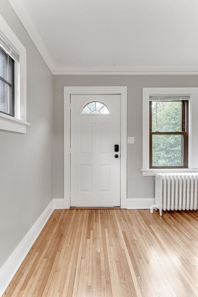 Foto del edificio - 1407 Hubbard Ave