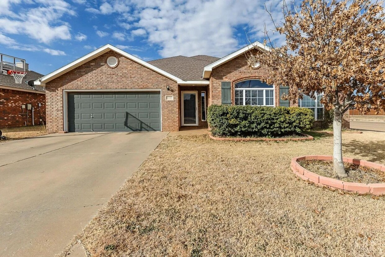 Primary Photo - Stunning Spacious Home in Cooper District!