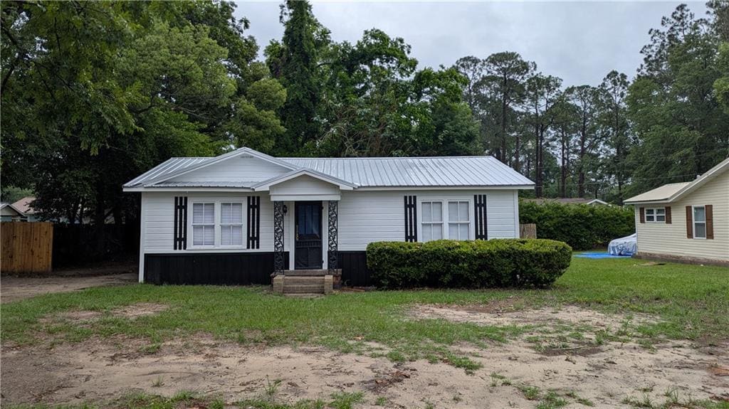 Foto principal - 618 St Marys Dr