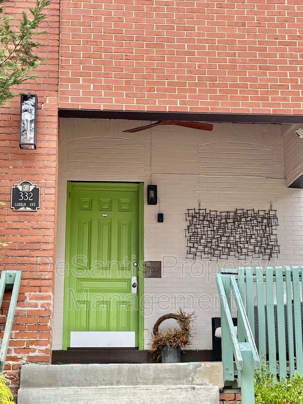 Foto del edificio - 332 Lehigh Ave