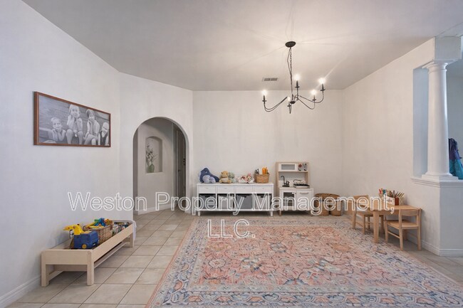 Building Photo - 7404 NW 135th St