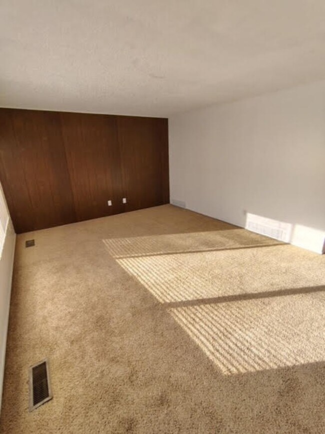 Foto del edificio - 4606 S Adams Ave