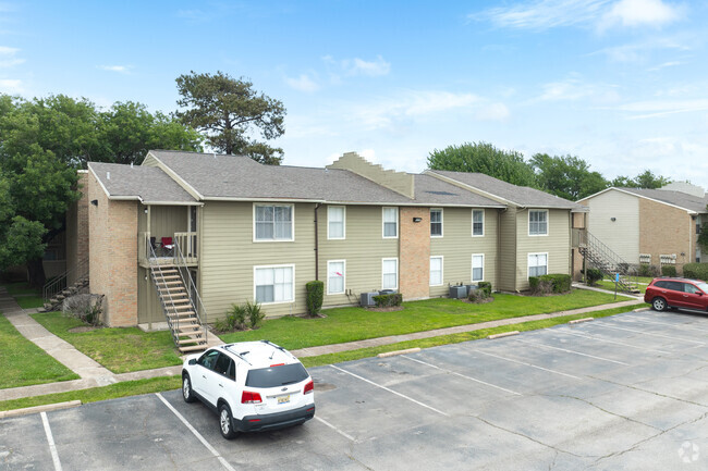 Foto del edificio - West Lodge Apartments