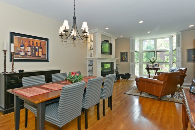 Building Photo - 1701 N Halsted St