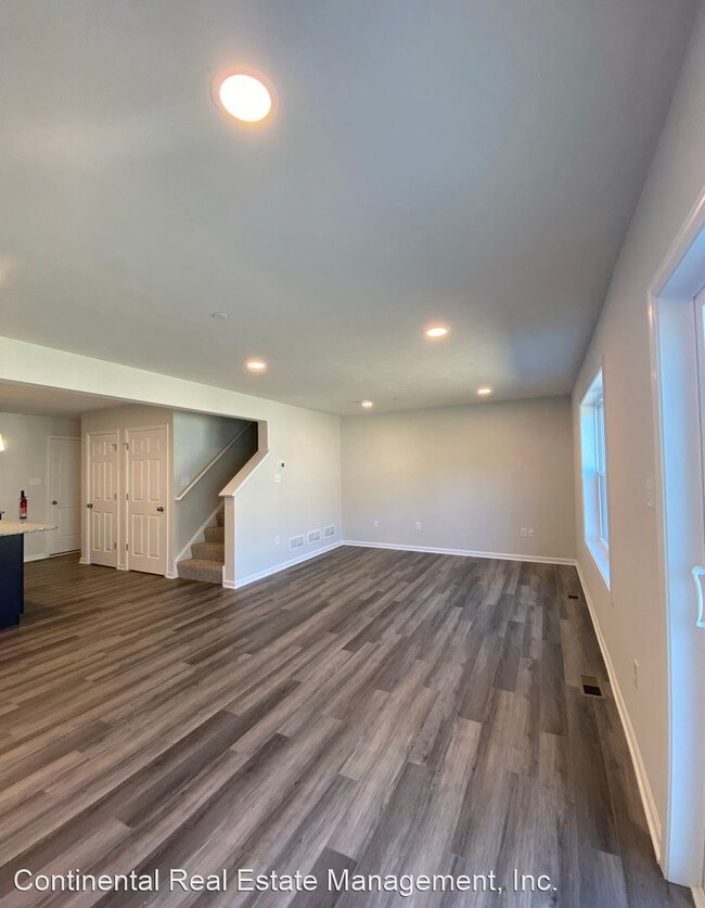Building Photo - 3 br, 2.5 bath House - 105 Veery Way