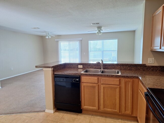 Foto del edificio - 2BR 2.5BA LANDINGS AT SUGAR MILL TOWNHOME
