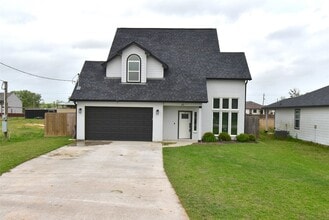 Building Photo - 42 County Rd-5102L