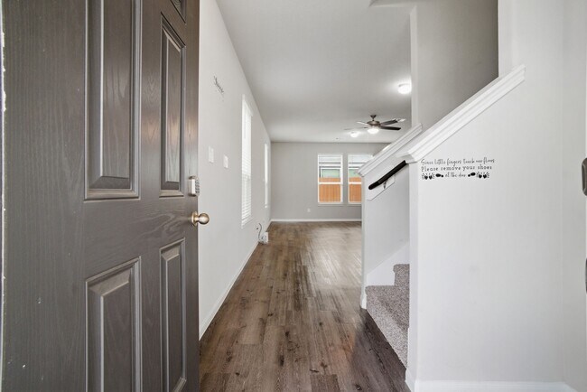 Foto del edificio - 22210 Great Royal Ln