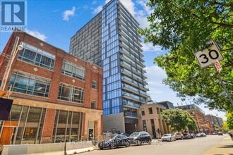 Building Photo - 105 George St