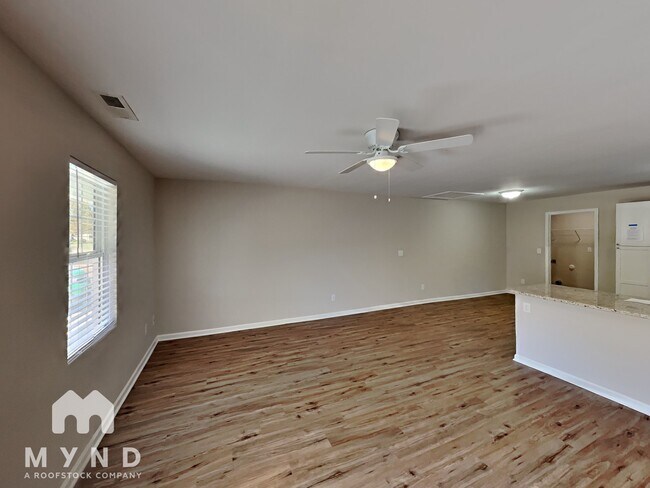 Foto del edificio - 3274 Anderson Mountain Rd