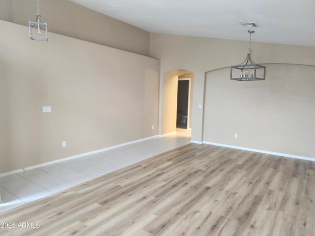 Foto del edificio - 6607 W Prickly Pear Trail