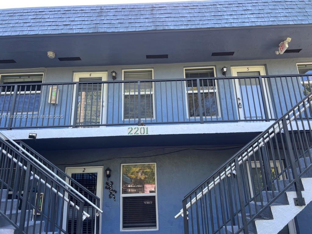 Primary Photo - 2201 Miami Rd