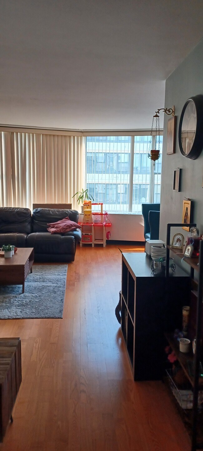 Foto del edificio - 5757 N Sheridan Rd