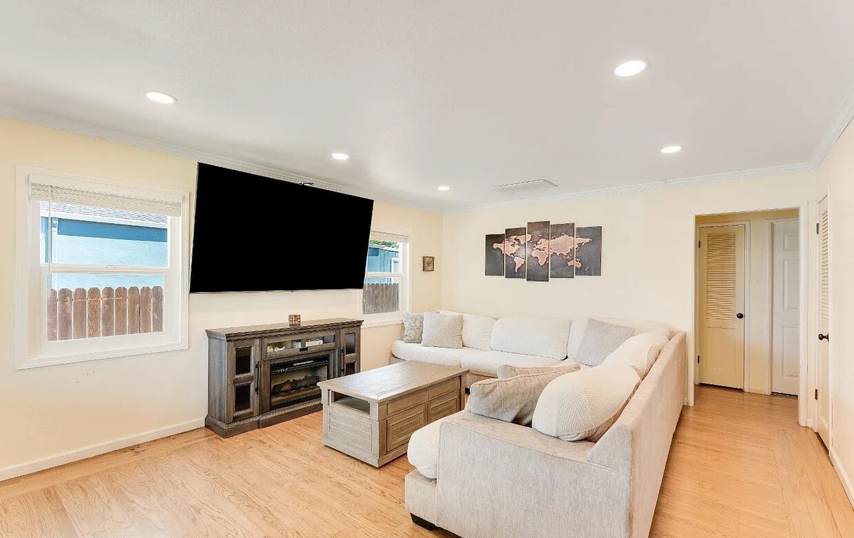 Foto principal - 1034 Caldwell Ave