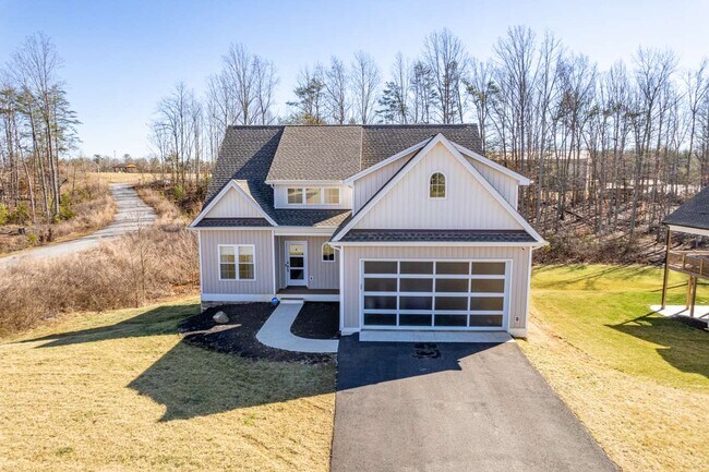 Building Photo - 102 Beech Tree Ln