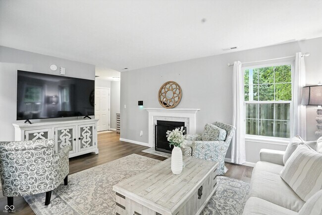 Foto del edificio - 6495 Titania Dr