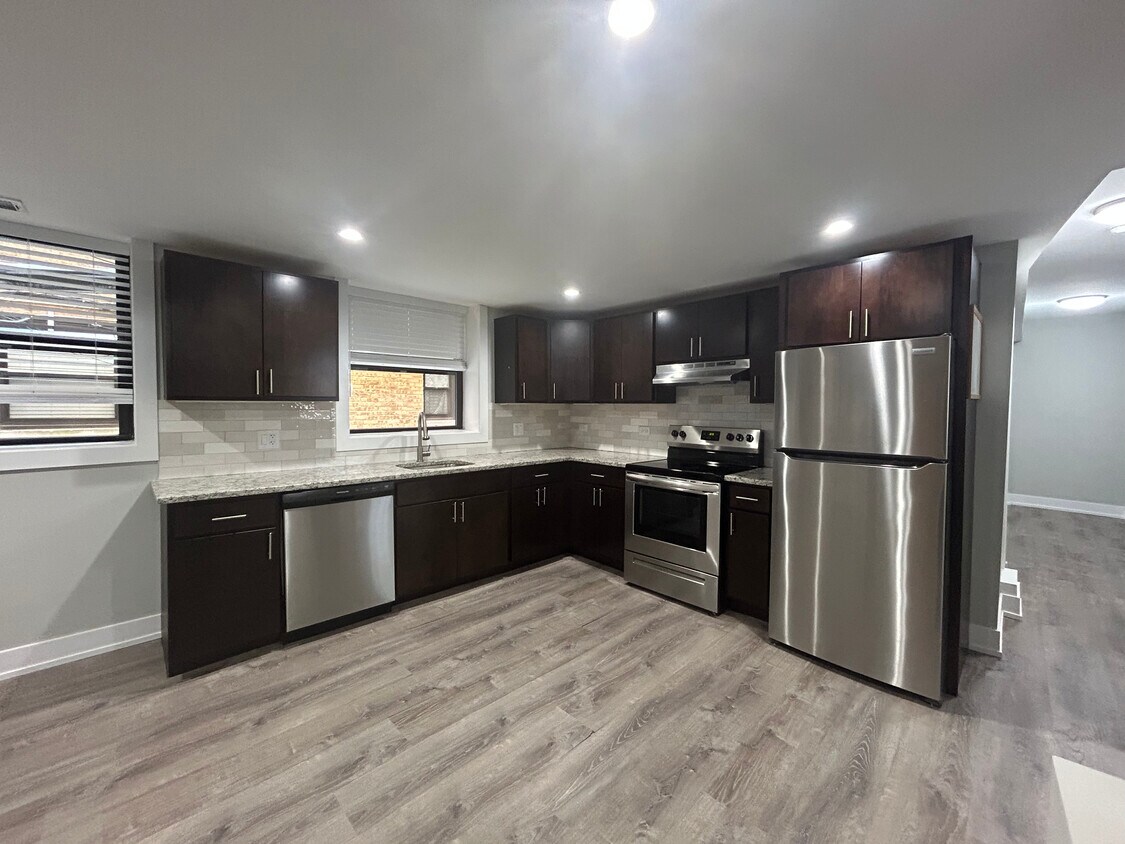 Foto principal - 1143 Maple Ave