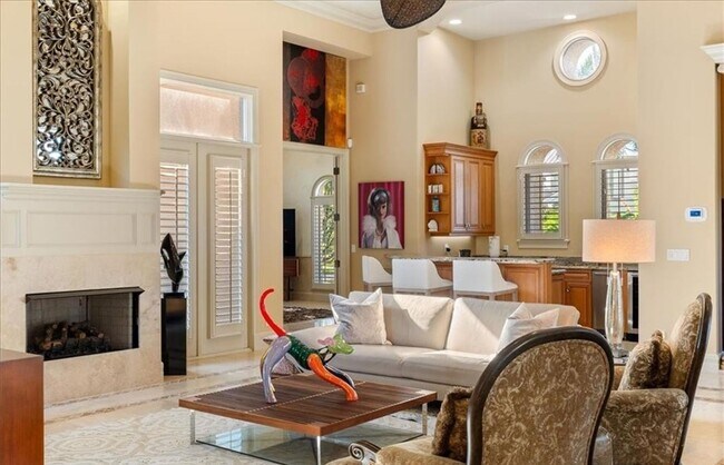 Foto del edificio - ***SEASONAL OR ANNUAL RENTAL***AQUALANE SHORES***STUNNING LUXURY RENTAL***