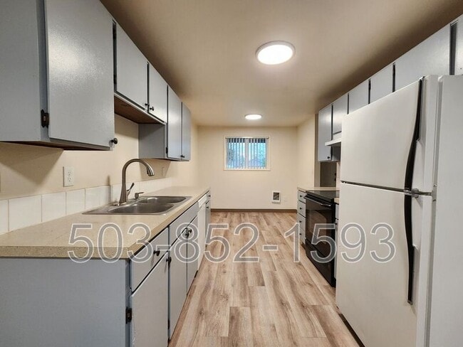 Building Photo - 1829 NE 23rd Ct