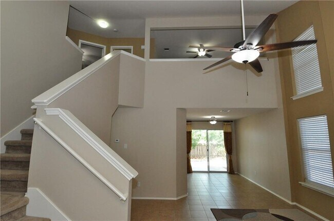 Building Photo - 1206 Shaun Dr