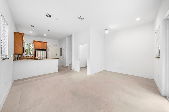 Foto del edificio - 2849 Coconut Ave