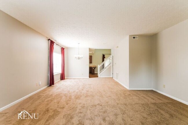 Building Photo - 16915 Southall Dr