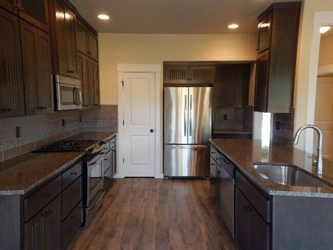 Foto del edificio - 5 Bedroom Beaverton Home!!!