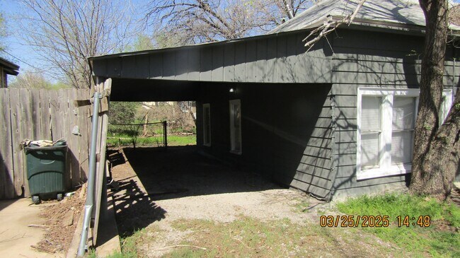 Building Photo - Newly renovated spacious cottage in Mountain View Subdivision!