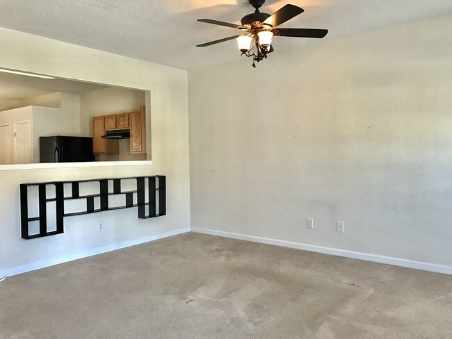 Building Photo - 2654 Parkway Trl