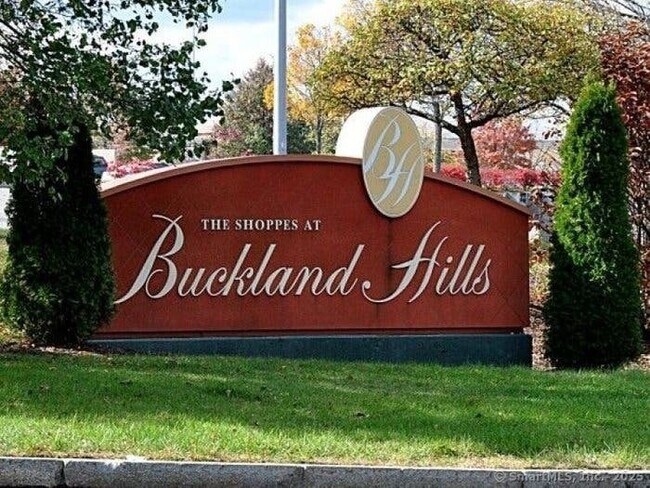 Foto del edificio - 949 Pleasant Valley Rd