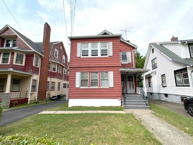 Building Photo - 26 Elmwood Ave