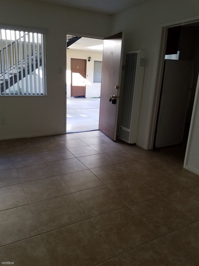 Foto del edificio - 1400 Edgewood Way