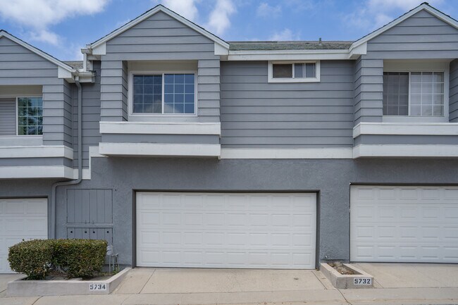 Building Photo - 5734 Canterbury Dr