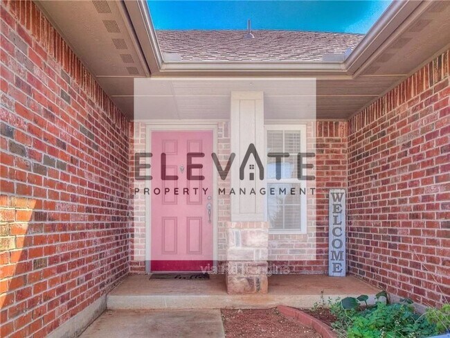 Photo - 6812 NW 157th St House