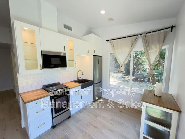 Foto del edificio - 2840 Esturion Pl