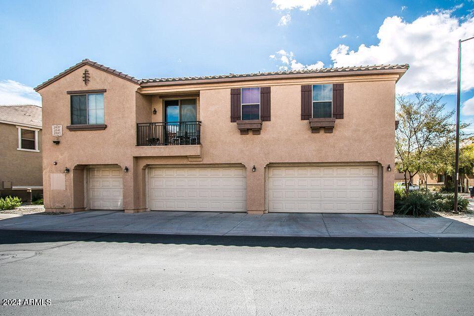 Primary Photo - 2845 E Dunbar Dr