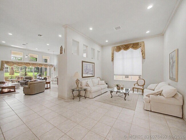 Foto del edificio - 121 Orchid Cay Dr