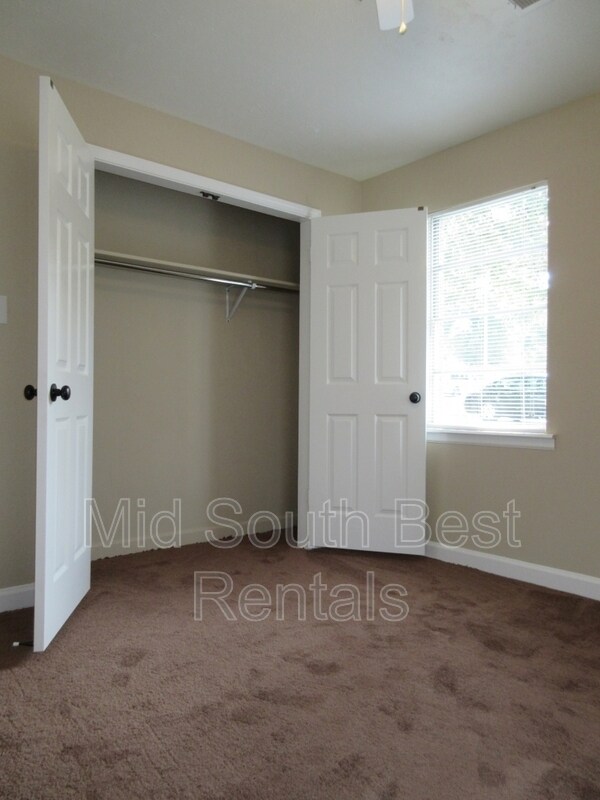 Foto del edificio - 5051 Stacey Rd