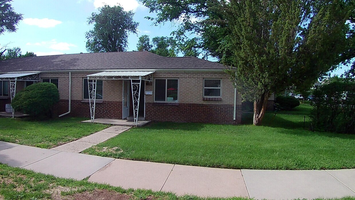 102 E Florida Ave Unit 102, Denver, CO 80210 Room for Rent in Denver, CO