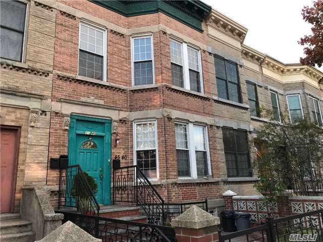 Primary Photo - 45-40 11th St