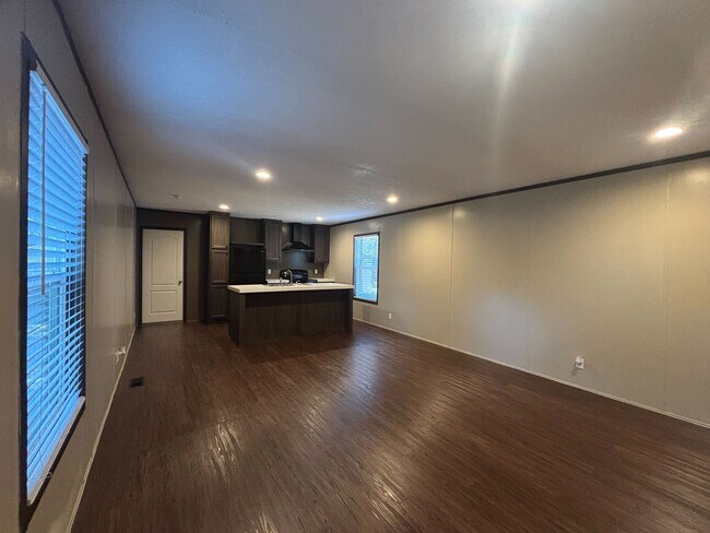 Foto del edificio - 606 Eloise St