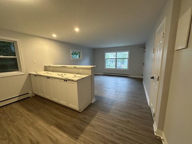 Îlot de salon et de cuisine - 854 Mclean St