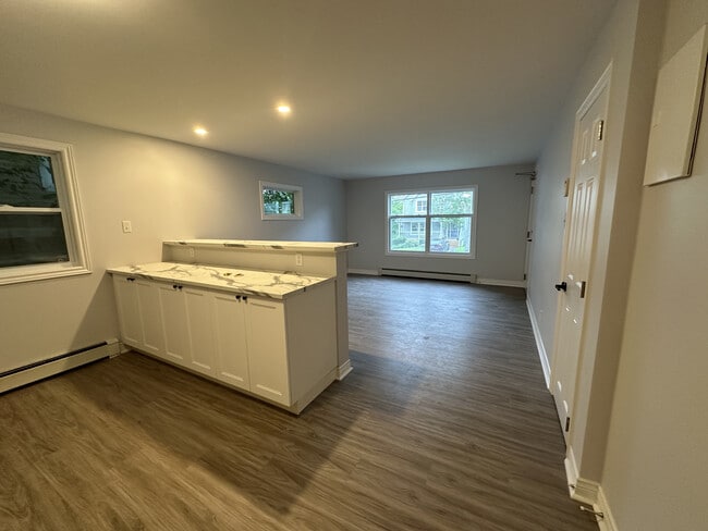 Living Room & Kitchen Island - 854 Mclean St