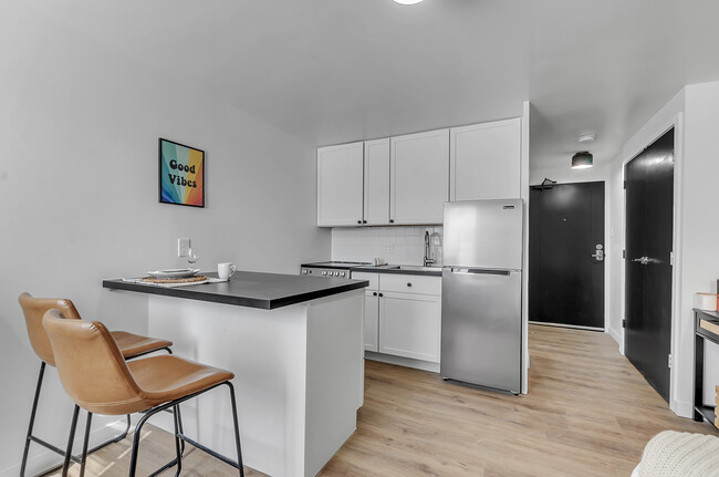 Stainless steel appliances - Peace Bridge Place