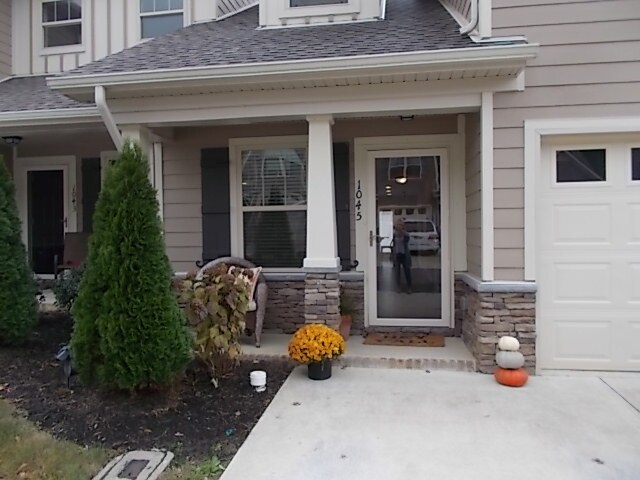 Foto principal - 1045 Neeleys Bend E