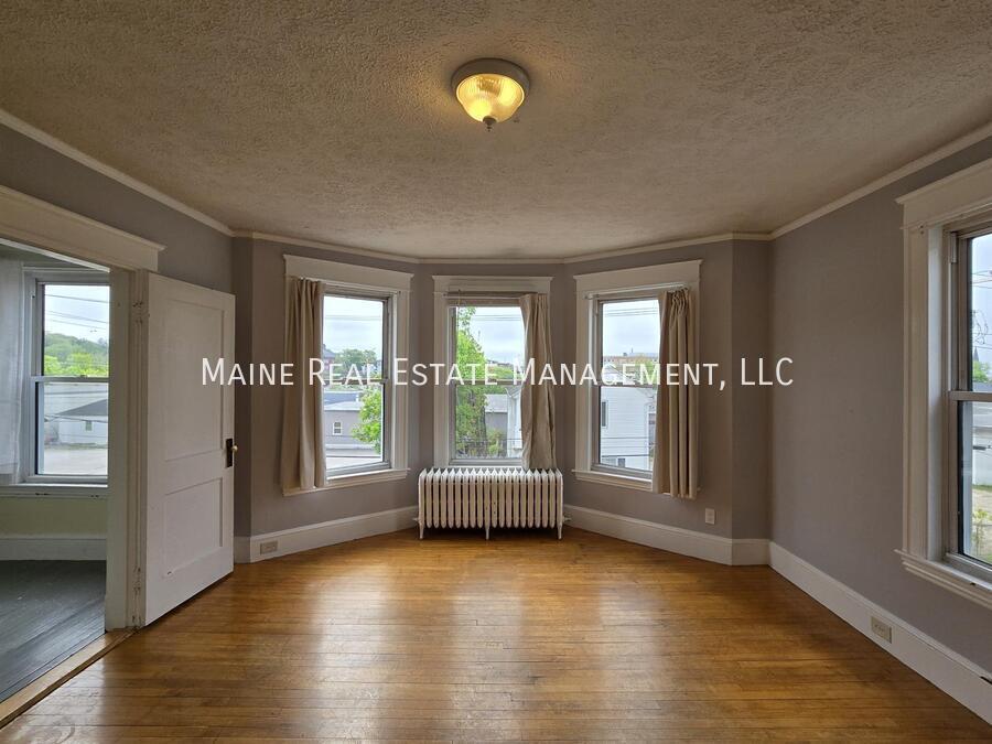 Primary Photo - 76 Spring St